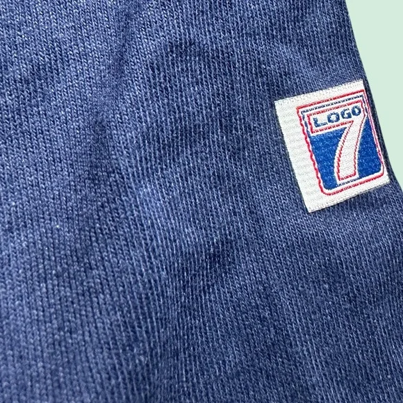 Vintage Men’s Logo 7 Inc Navy Blue University Of Notre Dame Irish Tee Shirt Med - Picture 9 of 9